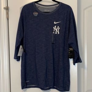 Yankees 3/4 Shirt